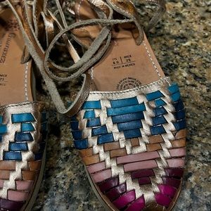 BEAUTIFUL MADE IN MEXICO LEATHER SHOES